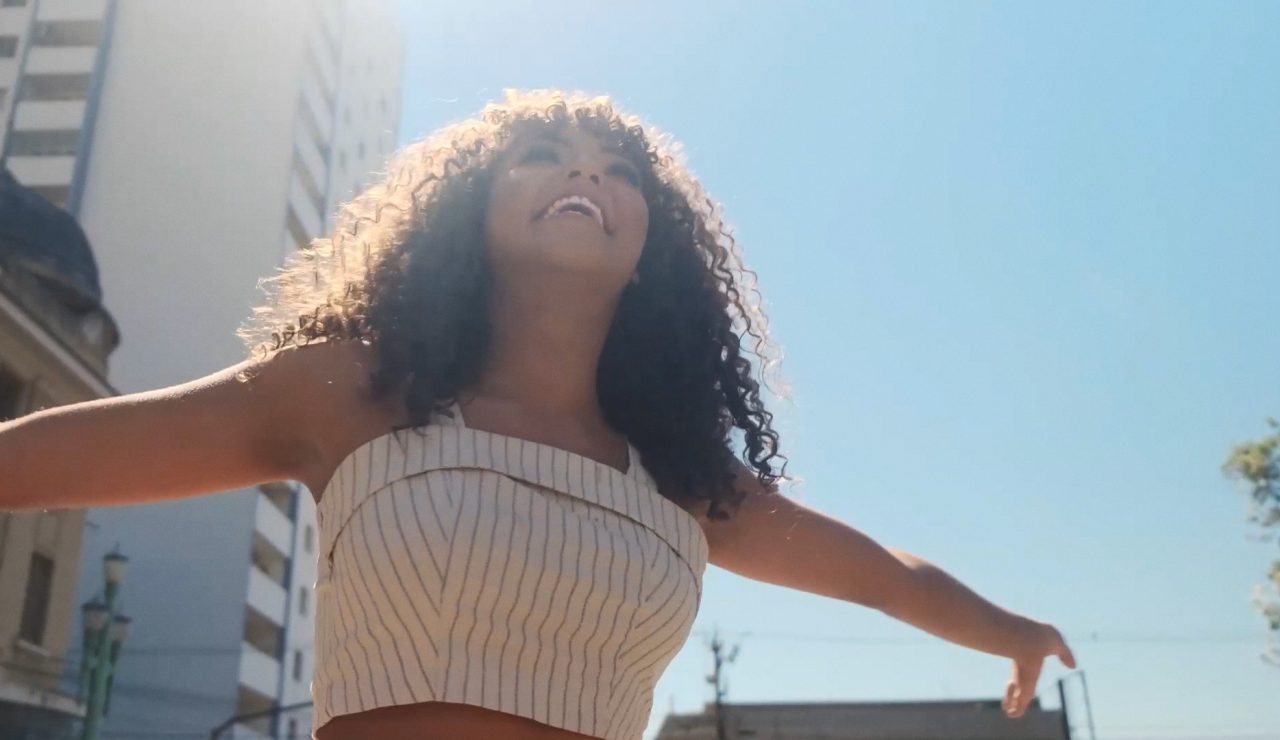 Eletromidia, Ninguém pisca